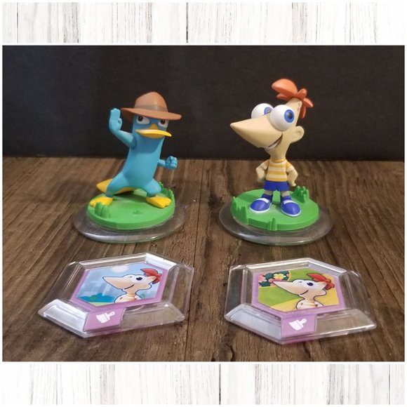 Disney Infinity Phineas and Ferb and 2 power discs - Picture 1 of 2